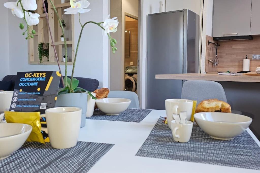 L'Orchidee, Proche De La Gare Avec Clim Et Terrasse Apartment Narbonne Bagian luar foto