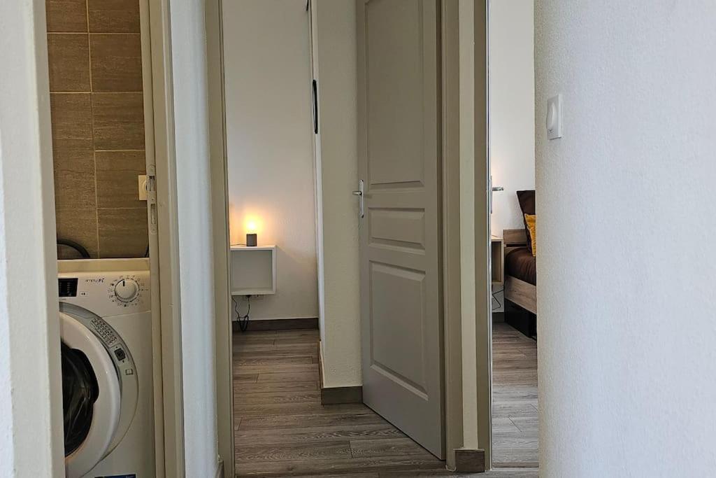 L'Orchidee, Proche De La Gare Avec Clim Et Terrasse Apartment Narbonne Bagian luar foto