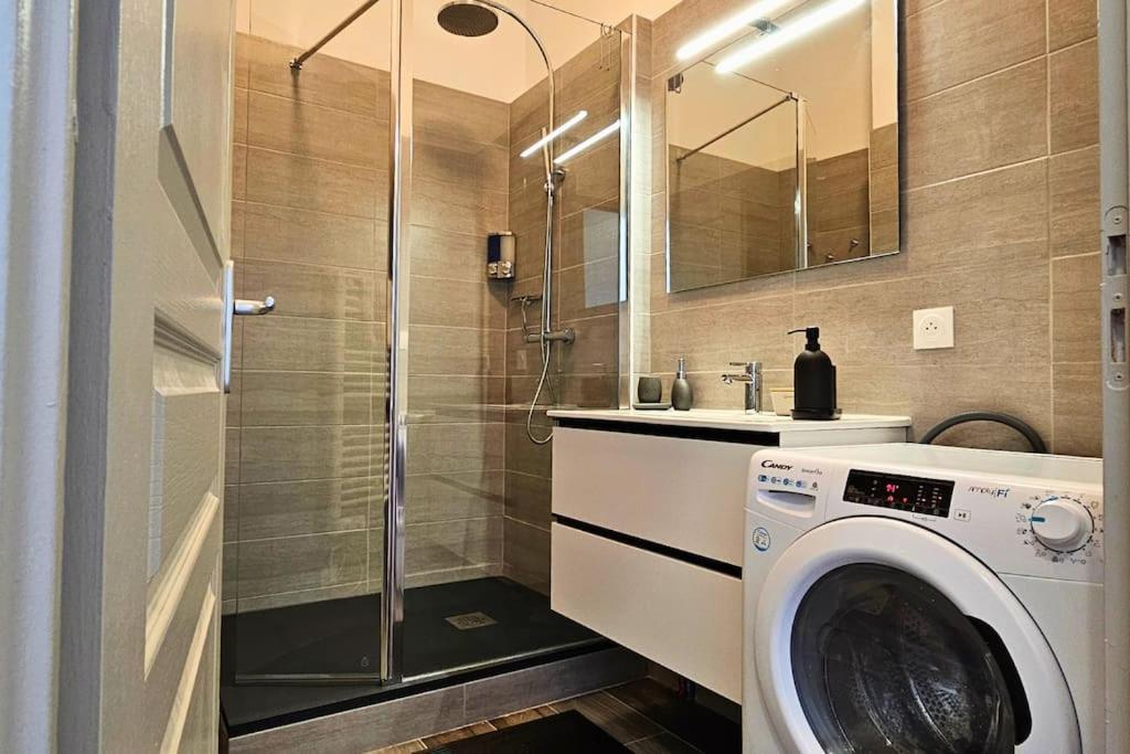 L'Orchidee, Proche De La Gare Avec Clim Et Terrasse Apartment Narbonne Bagian luar foto